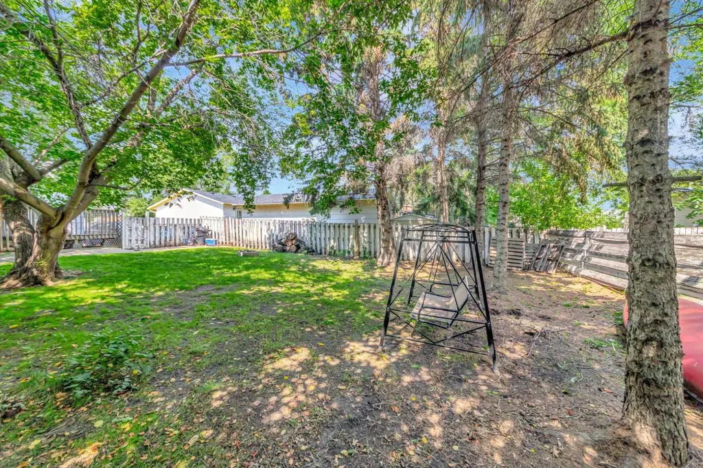 3009 49 Avenue Lloydminster SK S9V 1C7