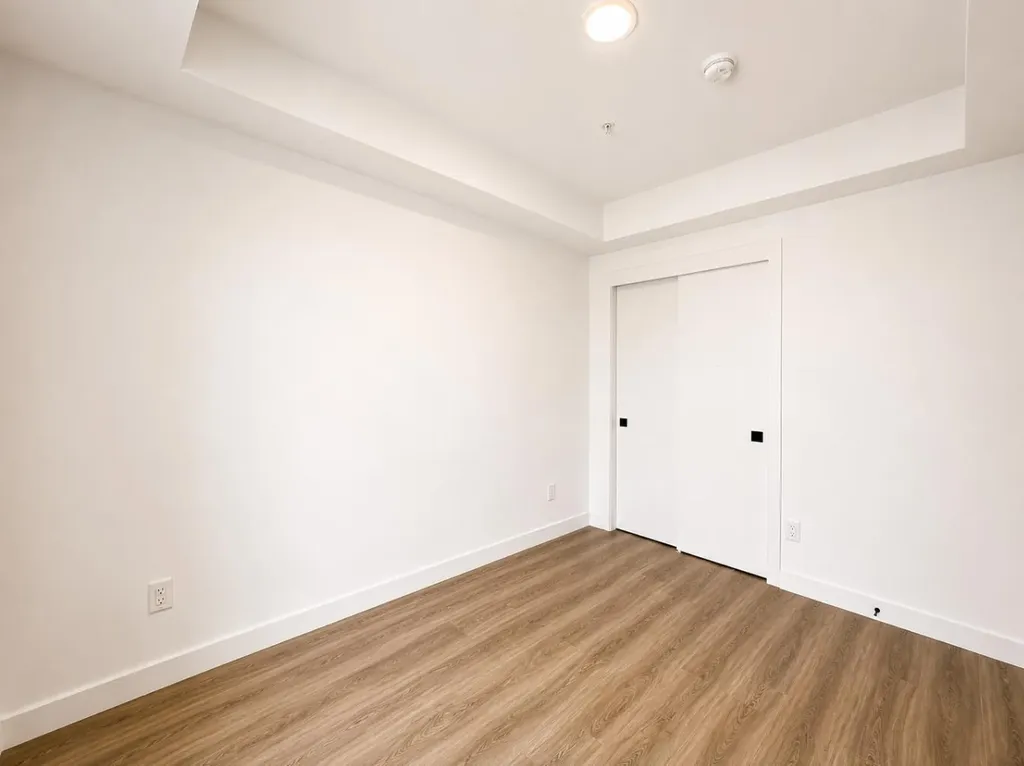 3107 Warren Street NW Calgary AB T3B 0M2