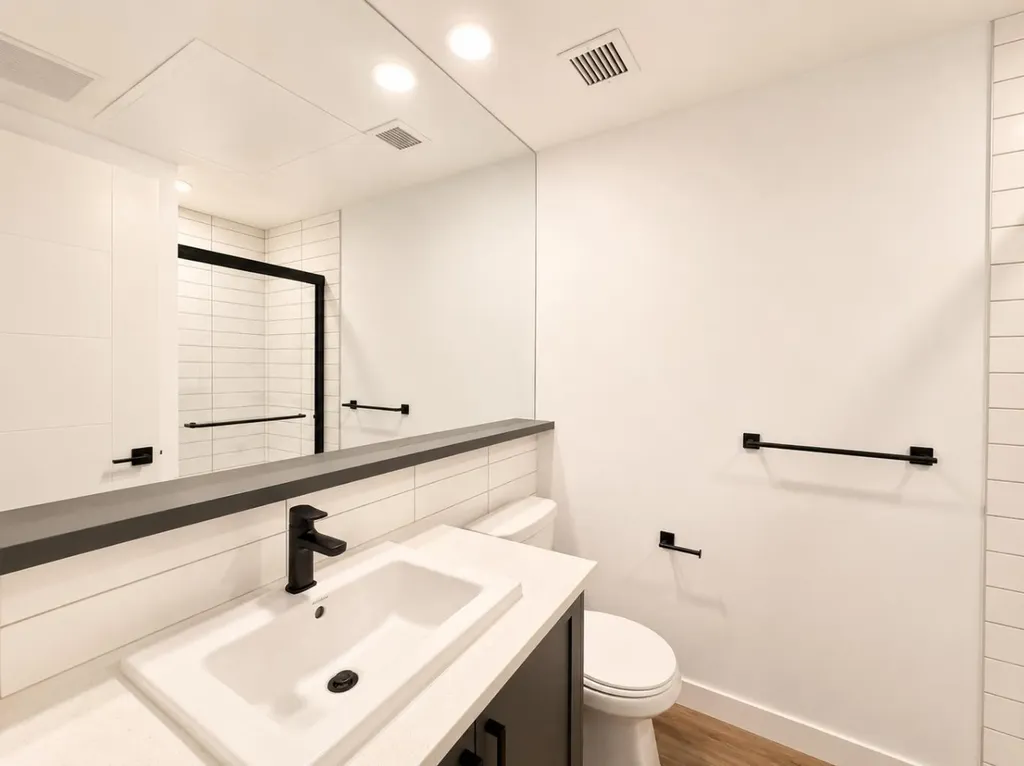 3107 Warren Street NW Calgary AB T3B 0M2