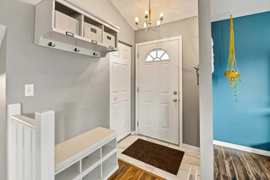 12 Opal Close Lacombe AB T4L1P9