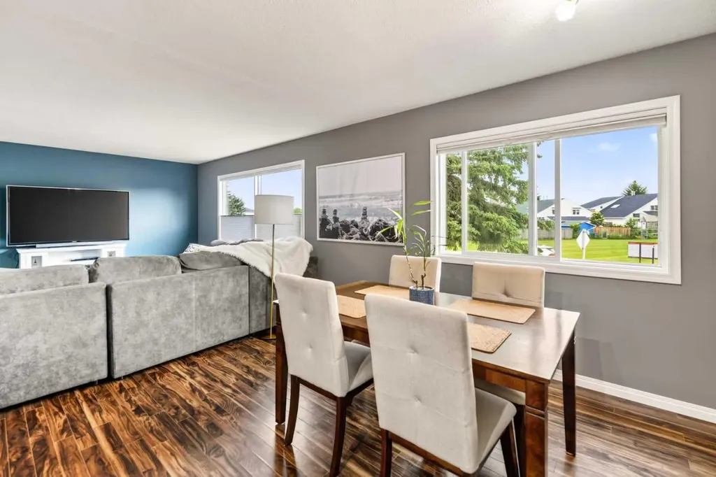 12 Opal Close Lacombe AB T4L1P9