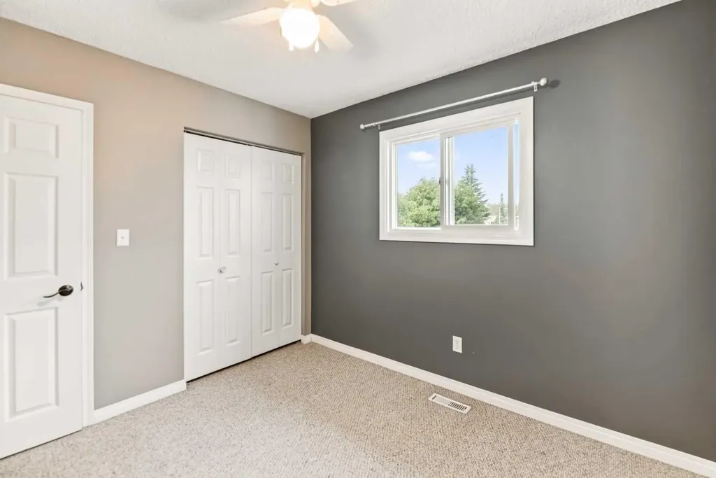 12 Opal Close Lacombe AB T4L1P9