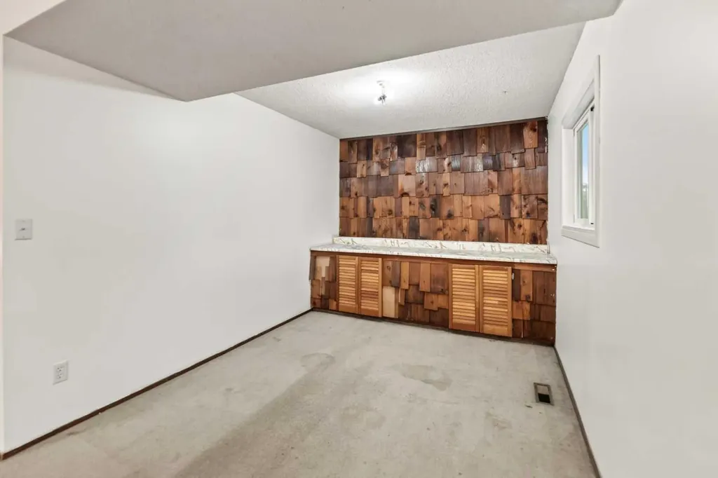 12 Opal Close Lacombe AB T4L1P9