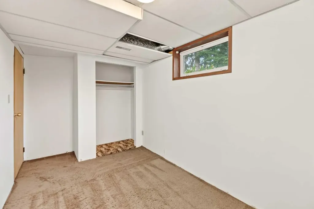 12 Opal Close Lacombe AB T4L1P9
