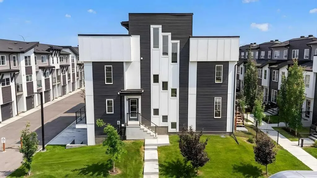 474 Seton Circle SE Calgary AB T3M 3P6