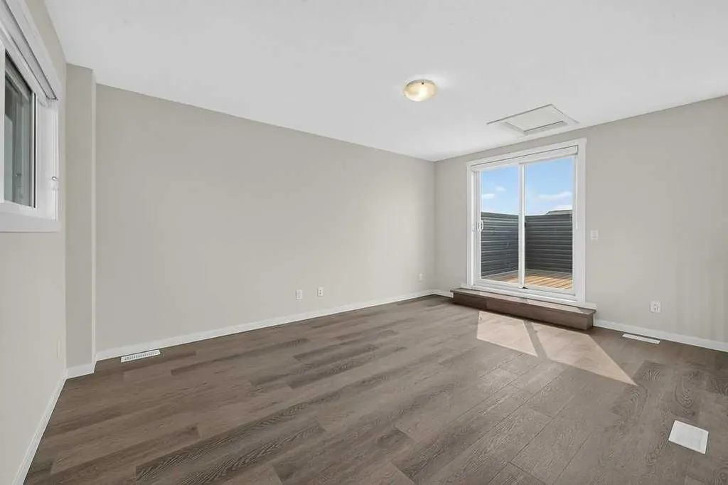 474 Seton Circle SE Calgary AB T3M 3P6