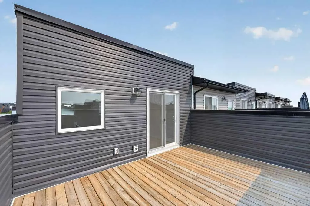 474 Seton Circle SE Calgary AB T3M 3P6