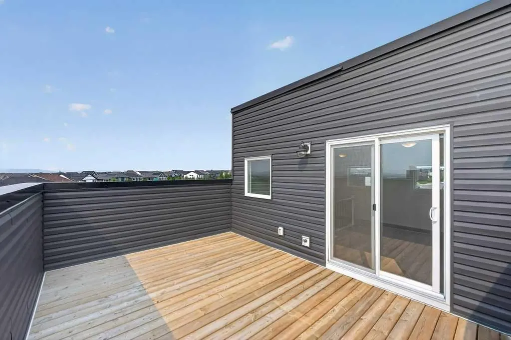 474 Seton Circle SE Calgary AB T3M 3P6