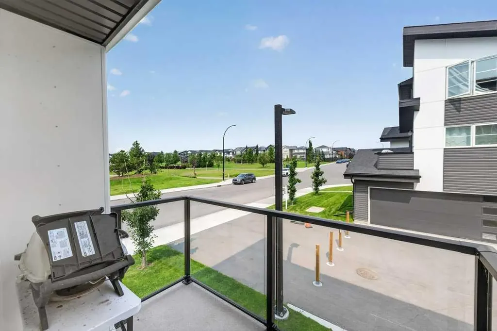 474 Seton Circle SE Calgary AB T3M 3P6