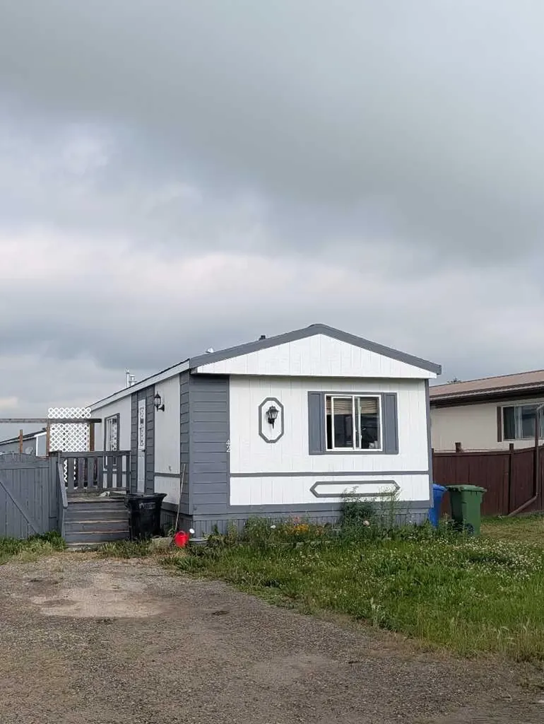 110 Highway 22 Cremona AB T0M0R0