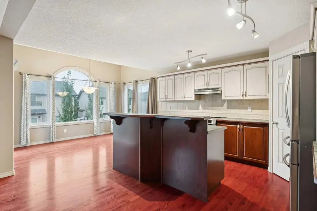 763 Cimarron Close Okotoks AB T1S 1X3