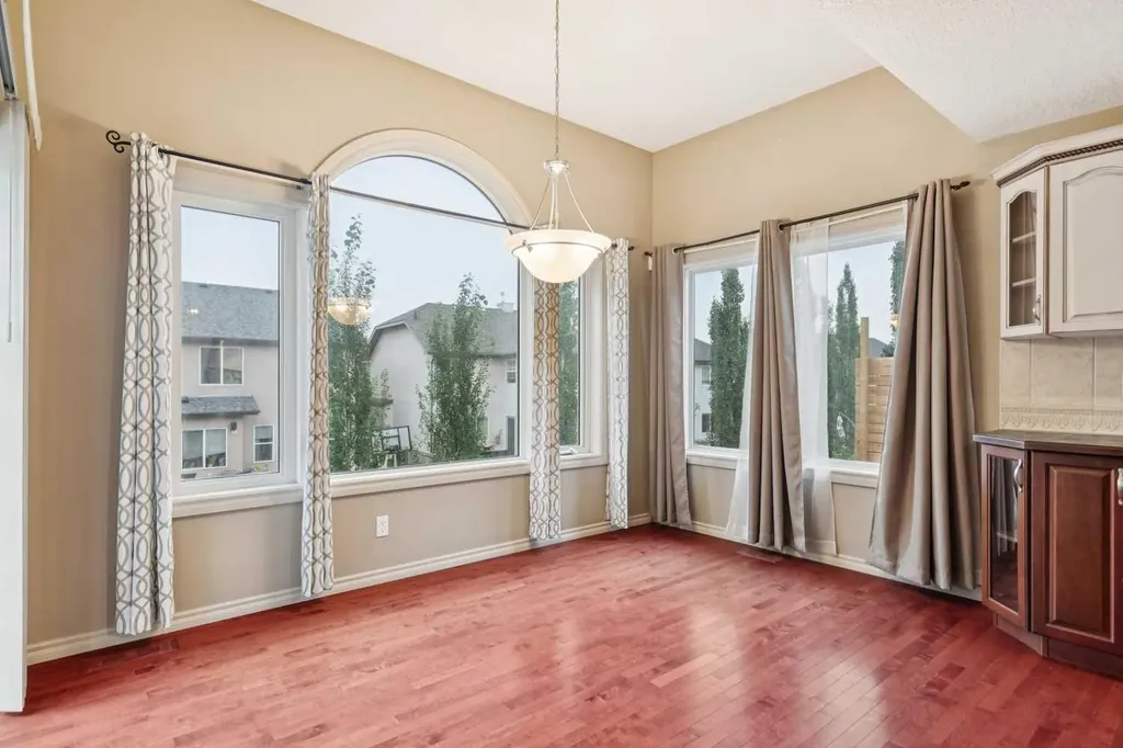763 Cimarron Close Okotoks AB T1S 1X3
