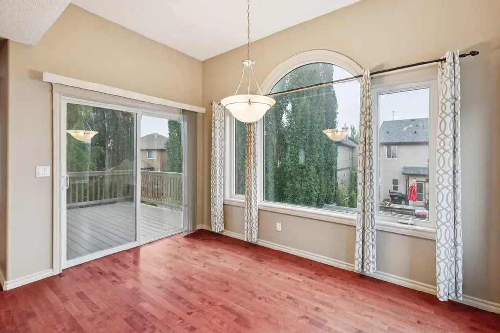 763 Cimarron Close Okotoks AB T1S 1X3