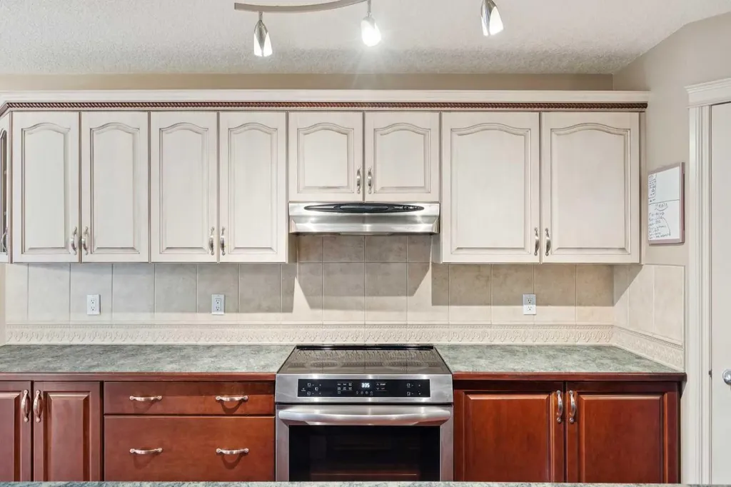 763 Cimarron Close Okotoks AB T1S 1X3