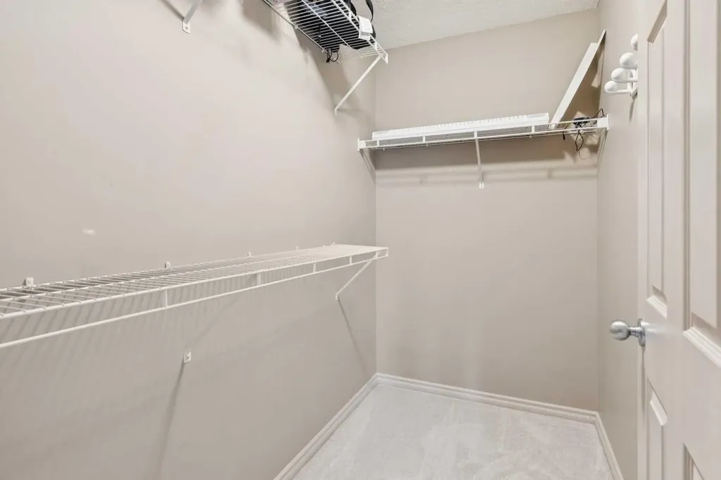 763 Cimarron Close Okotoks AB T1S 1X3