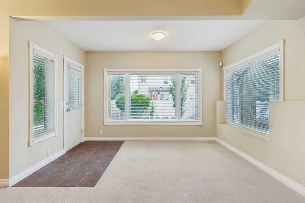 763 Cimarron Close Okotoks AB T1S 1X3