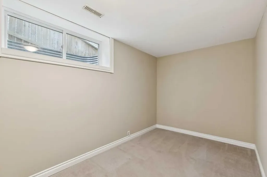 763 Cimarron Close Okotoks AB T1S 1X3