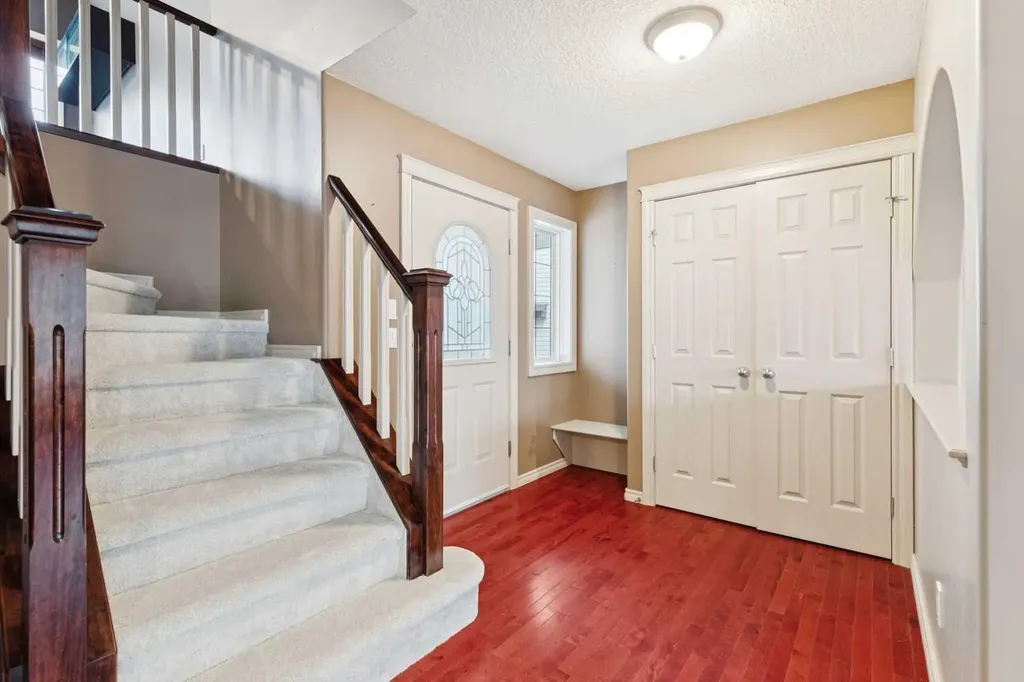 763 Cimarron Close Okotoks AB T1S 1X3
