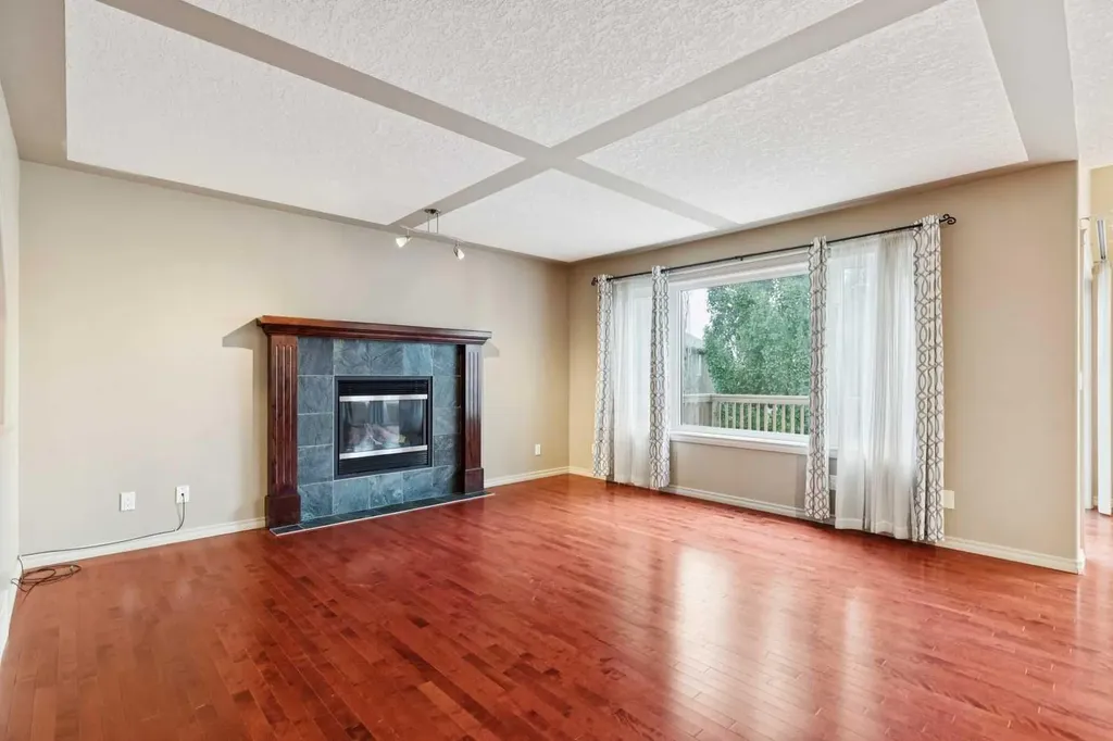 763 Cimarron Close Okotoks AB T1S 1X3