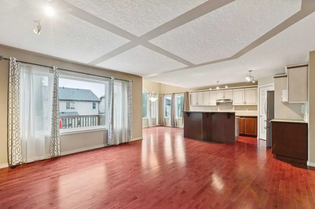 763 Cimarron Close Okotoks AB T1S 1X3