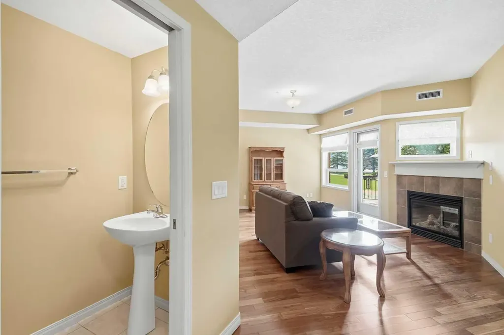 48 Inverness Gate SE Calgary AB T2Z 4N1