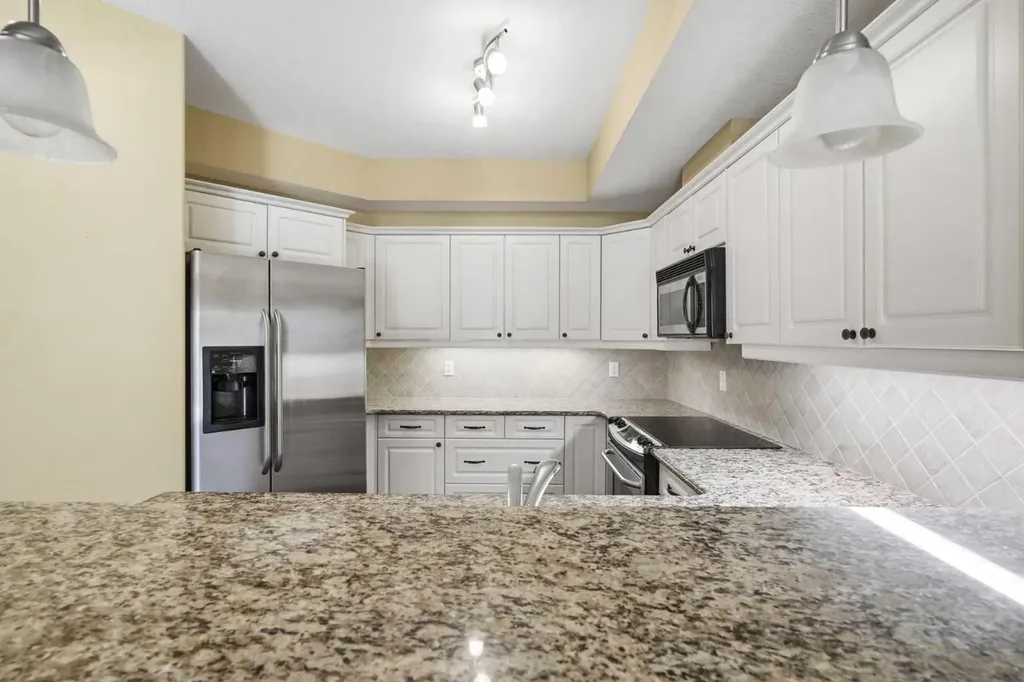 48 Inverness Gate SE Calgary AB T2Z 4N1