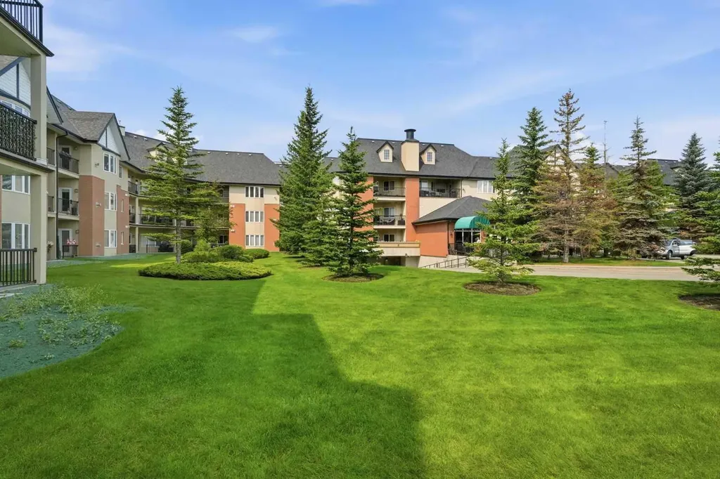 48 Inverness Gate SE Calgary AB T2Z 4N1