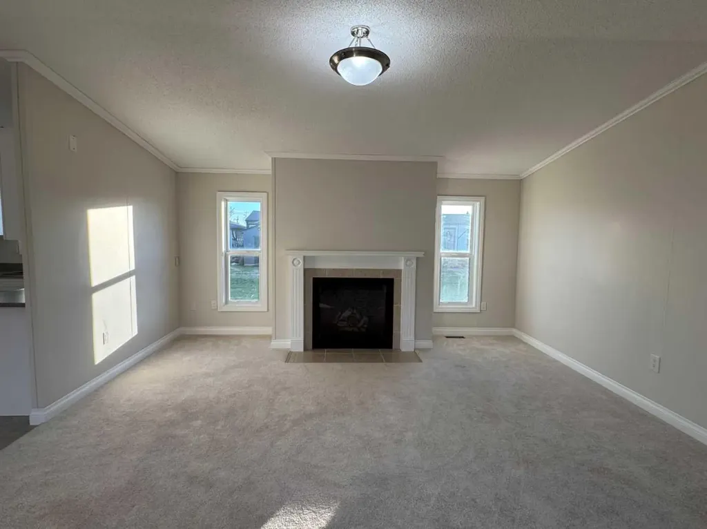 18 Mckay Place Blackfalds AB T4M 0X5