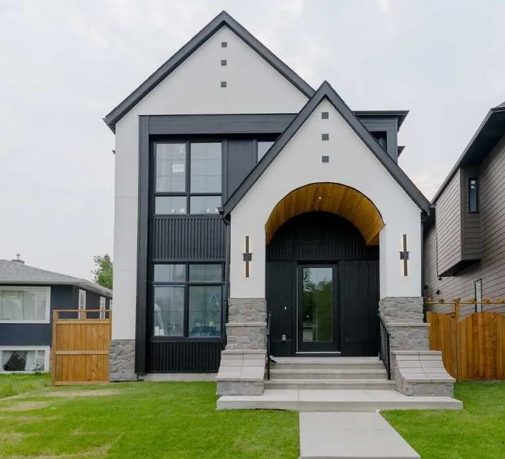2207 Victoria Crescent NW Calgary AB T2M 4E4