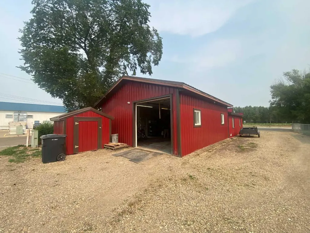 503 2 Avenue E Brooks AB T1R 0H6