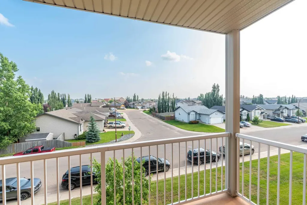 6802 42 Street Lloydminster AB T9V 2H5
