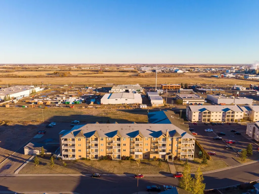 6802 42 Street Lloydminster AB T9V 2H5