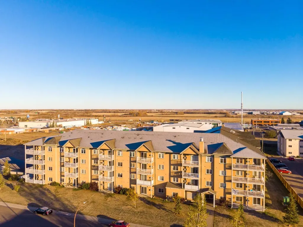 6802 42 Street Lloydminster AB T9V 2H5