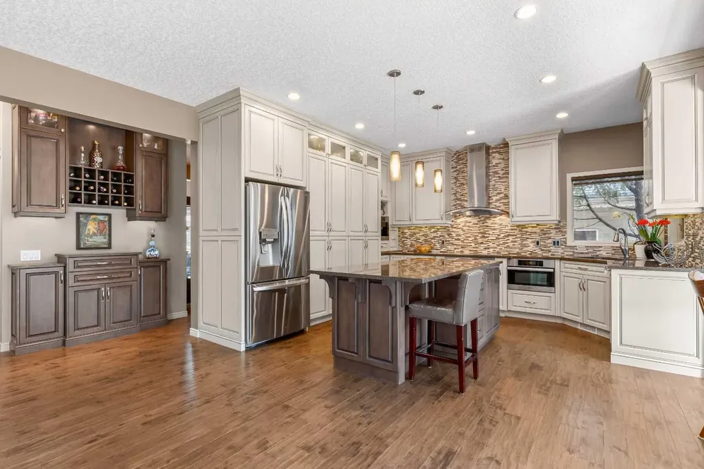 58 Mt Gibraltar Place SE Calgary AB T2Z 3C7