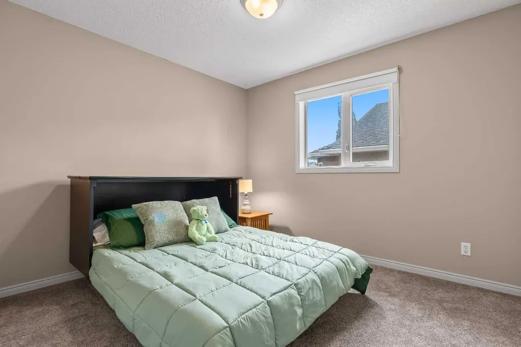 58 Mt Gibraltar Place SE Calgary AB T2Z 3C7