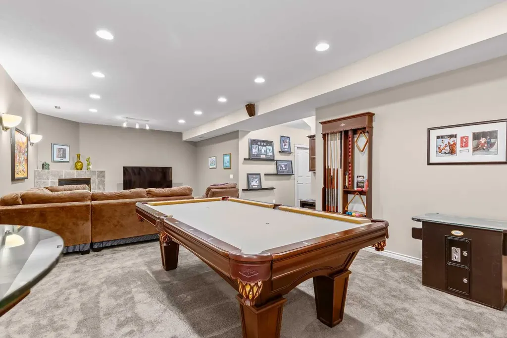 58 Mt Gibraltar Place SE Calgary AB T2Z 3C7