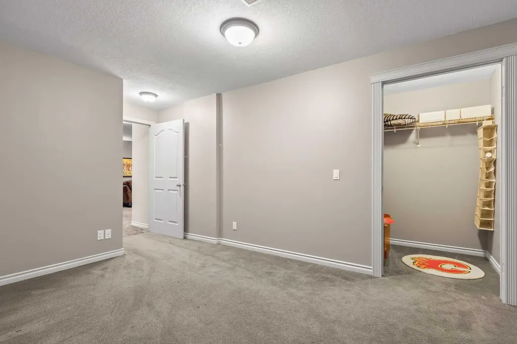 58 Mt Gibraltar Place SE Calgary AB T2Z 3C7