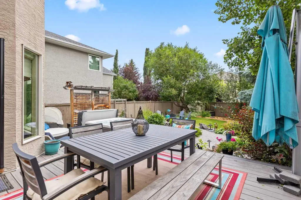 58 Mt Gibraltar Place SE Calgary AB T2Z 3C7