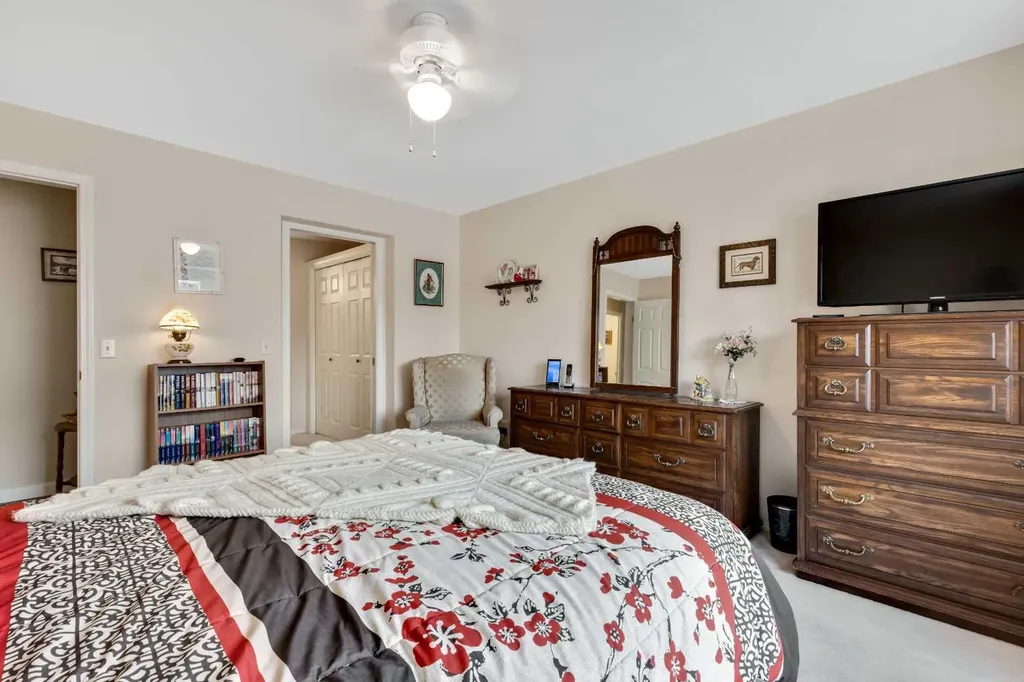 2850 51 Street SW Calgary AB T3E6S7