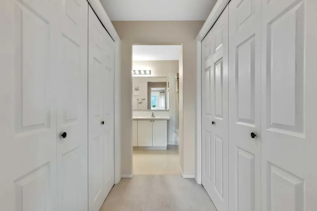2850 51 Street SW Calgary AB T3E6S7