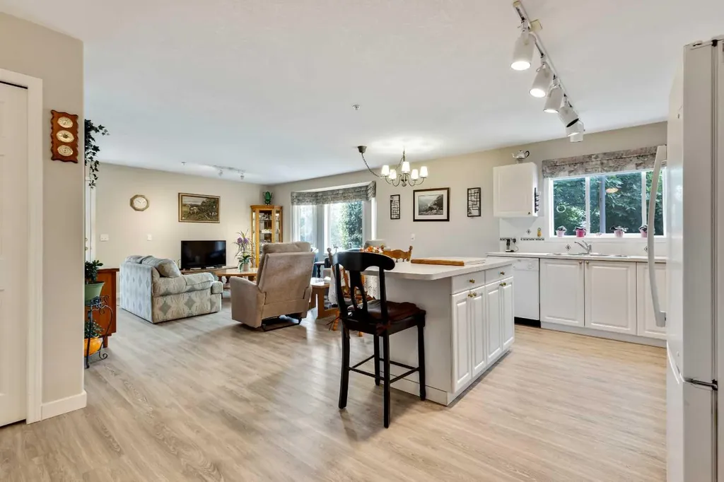 2850 51 Street SW Calgary AB T3E6S7