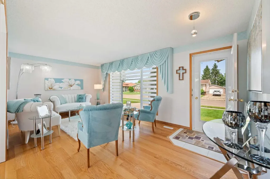 5703 35 Street Lloydminster AB T9V 1W9