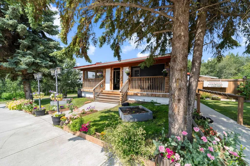 318 Main Street Ferintosh AB T0B1M0