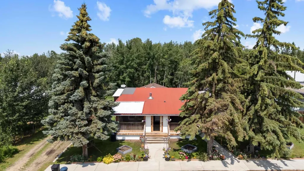 318 Main Street Ferintosh AB T0B1M0