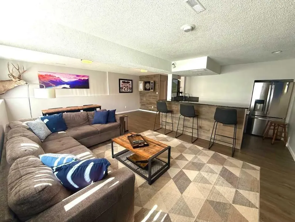 165 Hansen Drive Hinton AB T7V 1J2