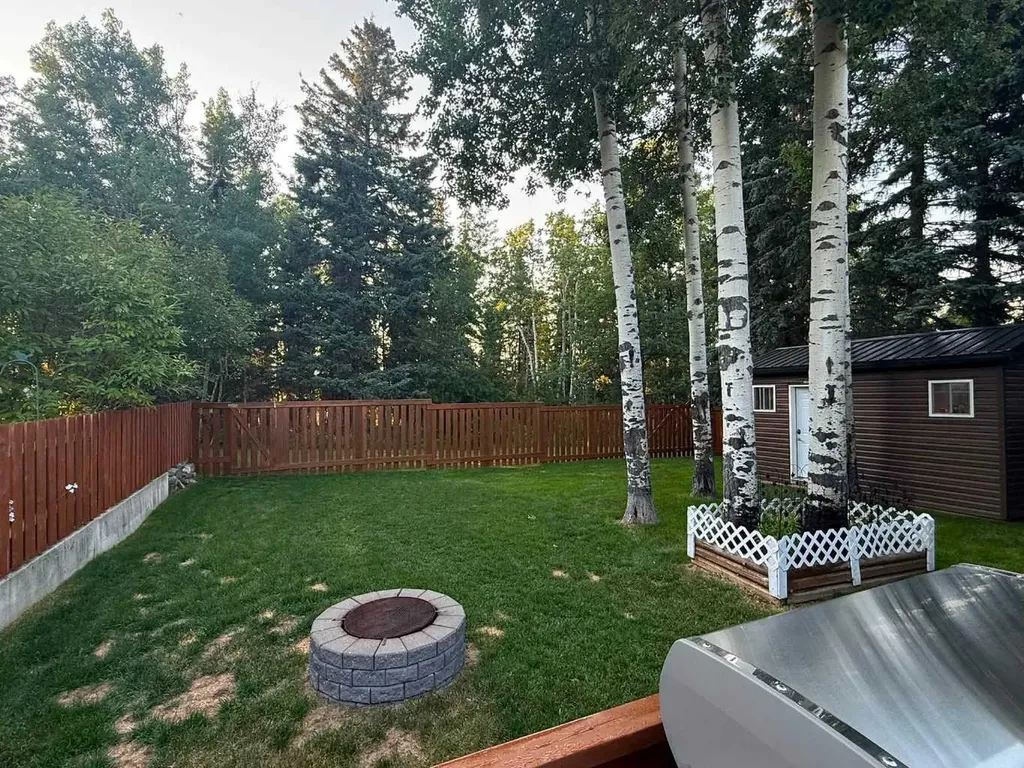 165 Hansen Drive Hinton AB T7V 1J2