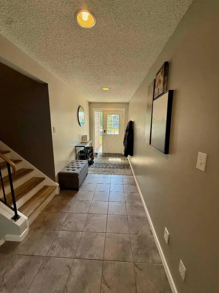165 Hansen Drive Hinton AB T7V 1J2