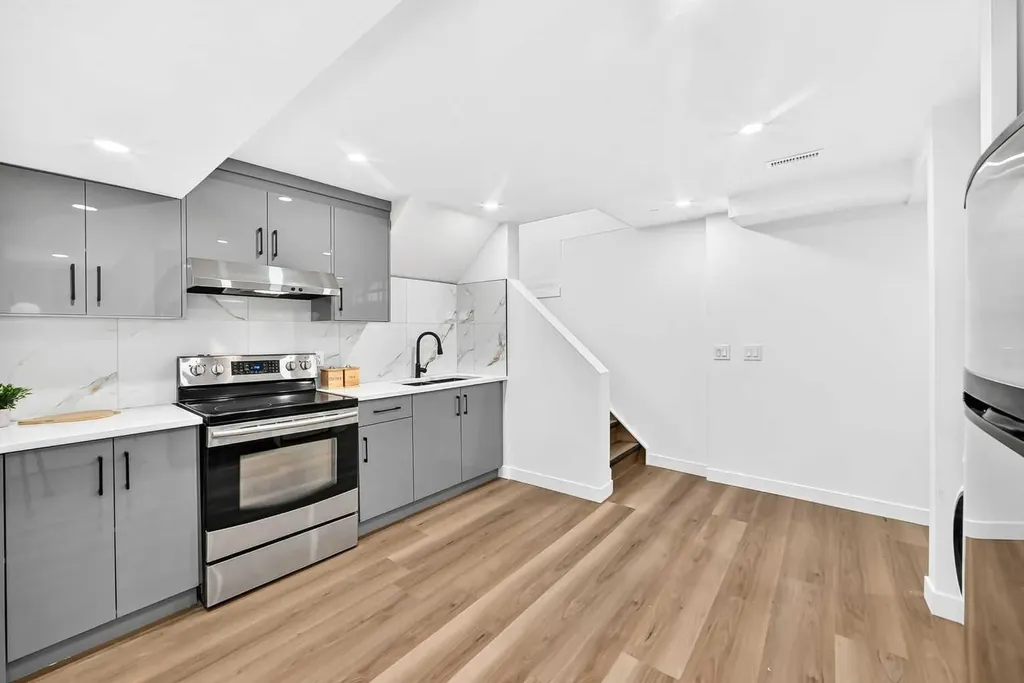545 Madeira Drive NE Calgary AB T2A 4M7
