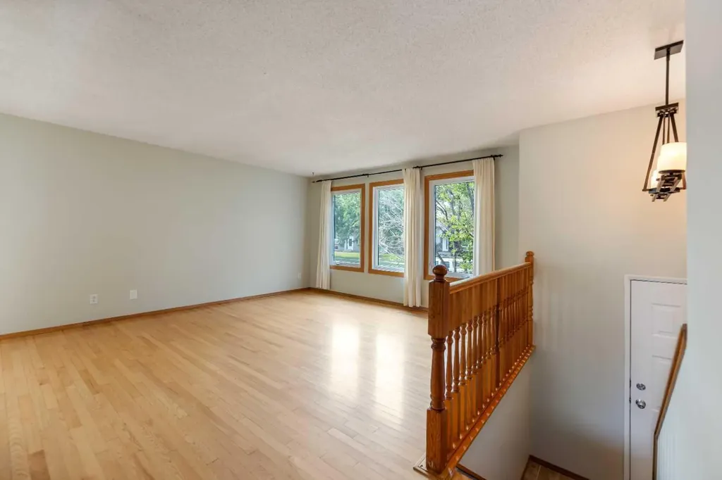 14695 Deer Ridge Drive SE Calgary AB T2J 6A8