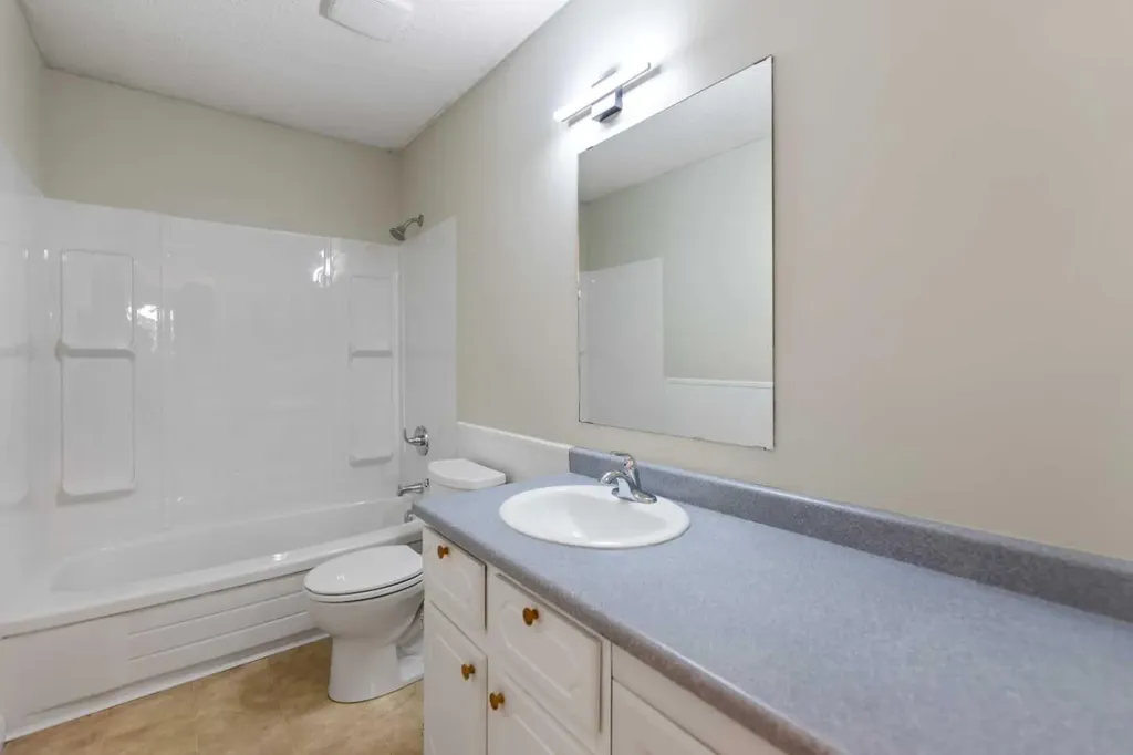 14695 Deer Ridge Drive SE Calgary AB T2J 6A8